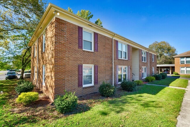 Photo - Tracks at Seymour