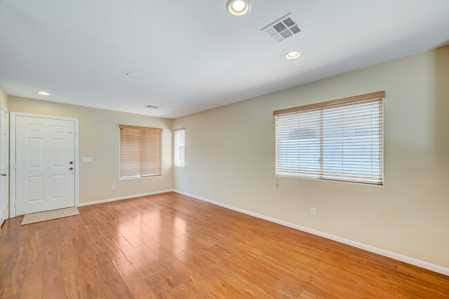Photo - 10294 Keystone Pastures St
