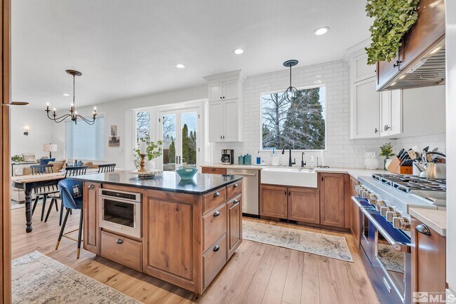 Photo - 2595 Whistler Ridge Dr