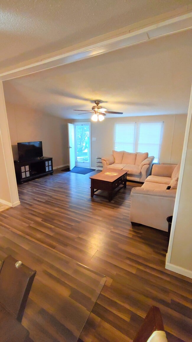 Photo - 3675 Vickery Dr Unit Room for rent maiden