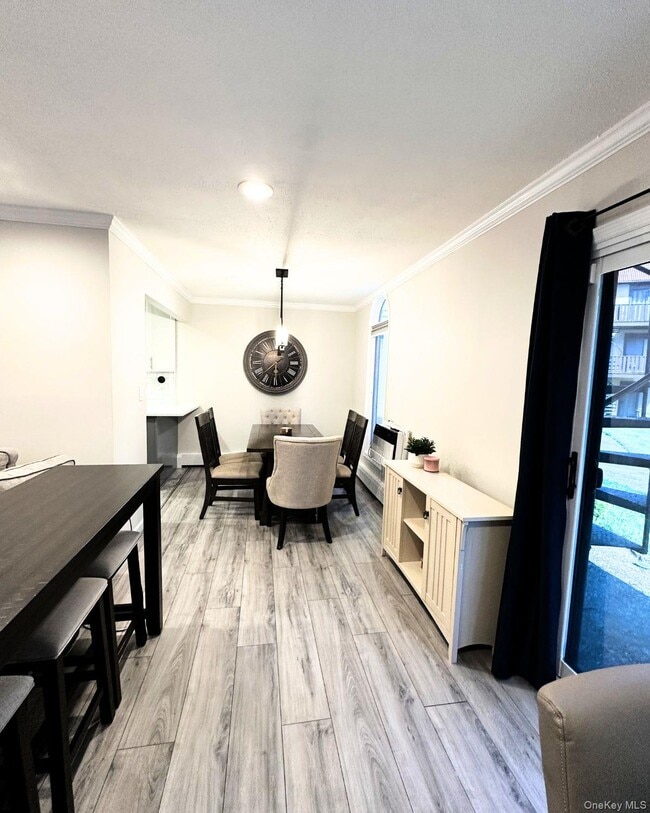 Photo - 13 Granada Crescent Unit 1