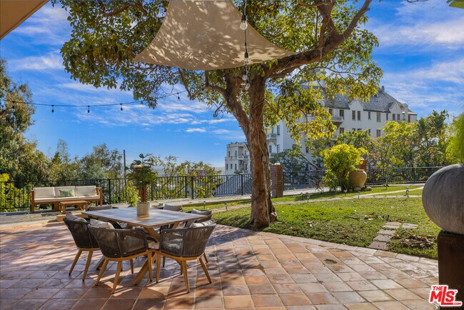 Photo - 8221 Monteel Rd