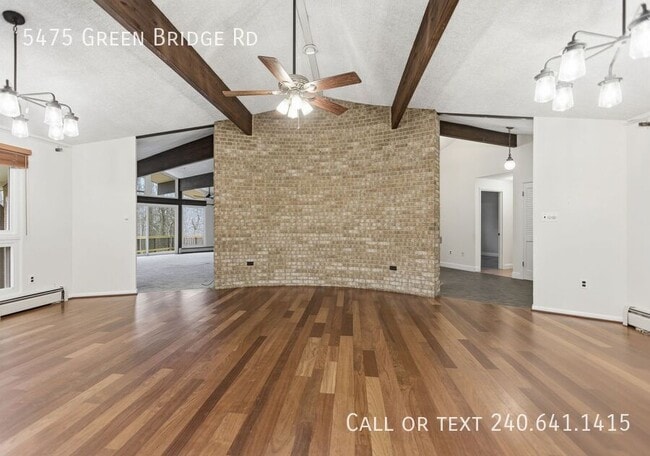 Photo - 5475 Green Bridge Rd