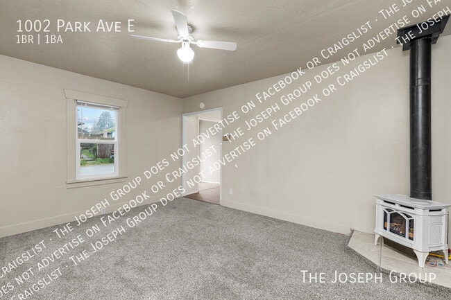 Photo - 1002 Park Ave E