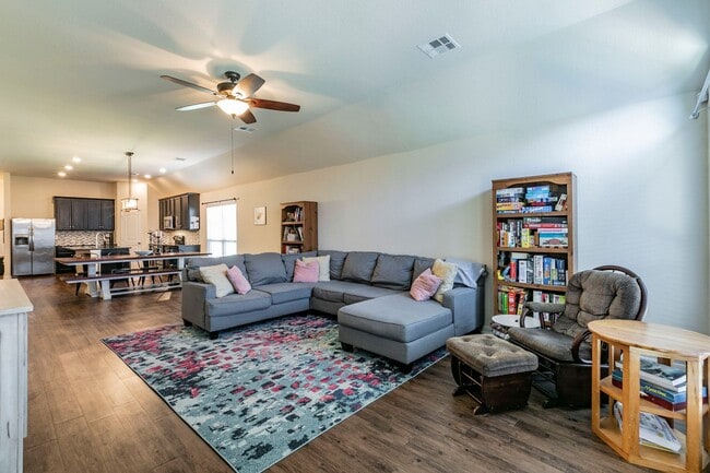 Photo - 4 BEDROOM, 3 BATH, BELTON ISD