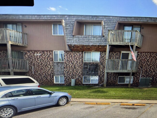 Photo - 2325 SW Briarwood Plz Condo Unit 104