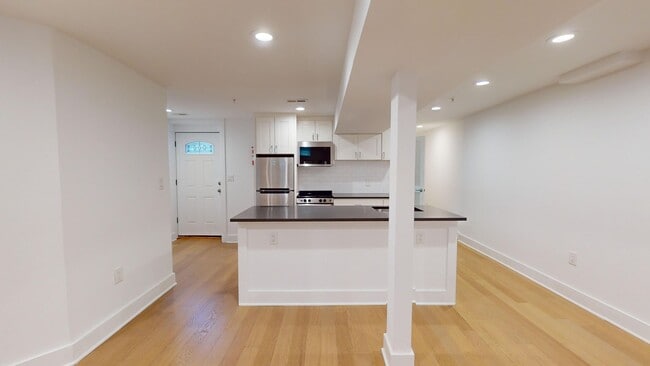 Photo - 472 Ridge St NW Unit 472 Ridge Street -  3