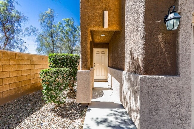 Photo - 3 Bath Southwest Cul de Sac Home
