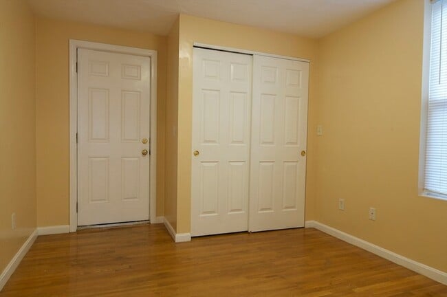 Photo - 102 Orleans St Unit 2