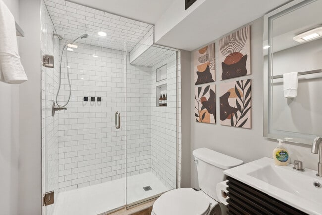 Photo - 409 O St NW Unidad ID1018321P