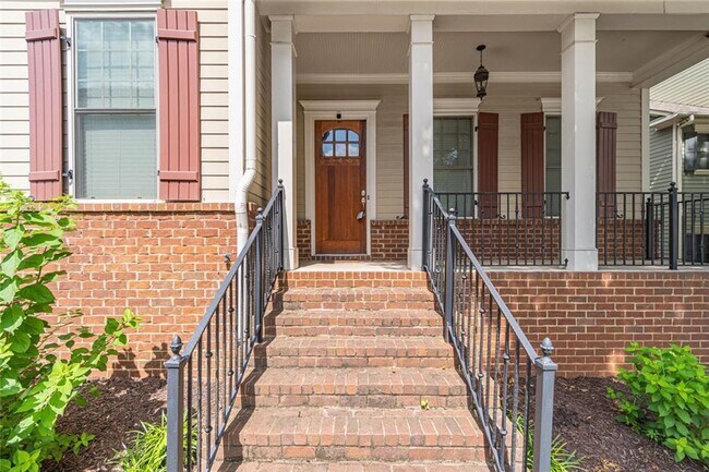 Photo - 1270 Fowler St NW