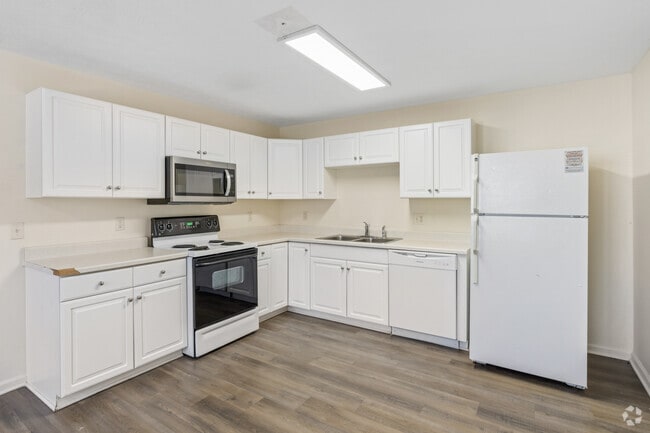 4BR, 4.5BA - 1,721SF - Kitchen
