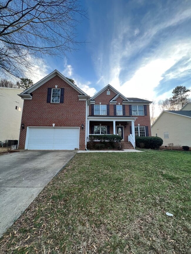 Photo - Beautiful 5 bedroom Executive Home In Wakefield