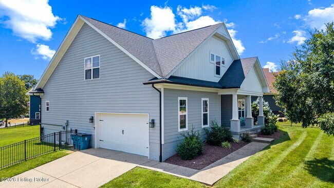 Photo - 825 Artisan Pkwy