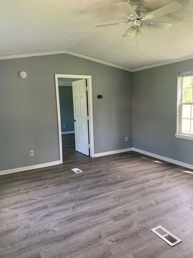 Photo - COVE ROAD - Single Wide Mobile Home for Rent