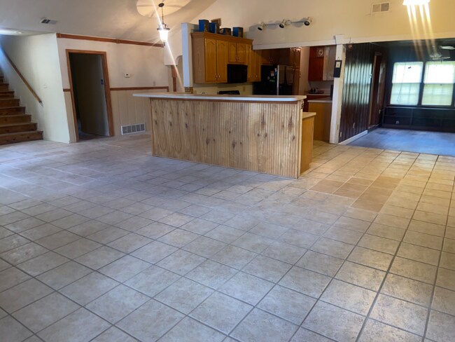 Photo - 3277 Barron Ave