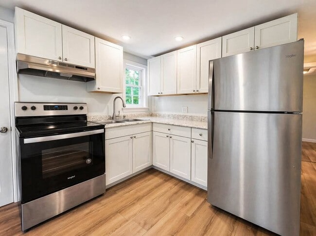 Photo - 10 Land of Nod Unit 1