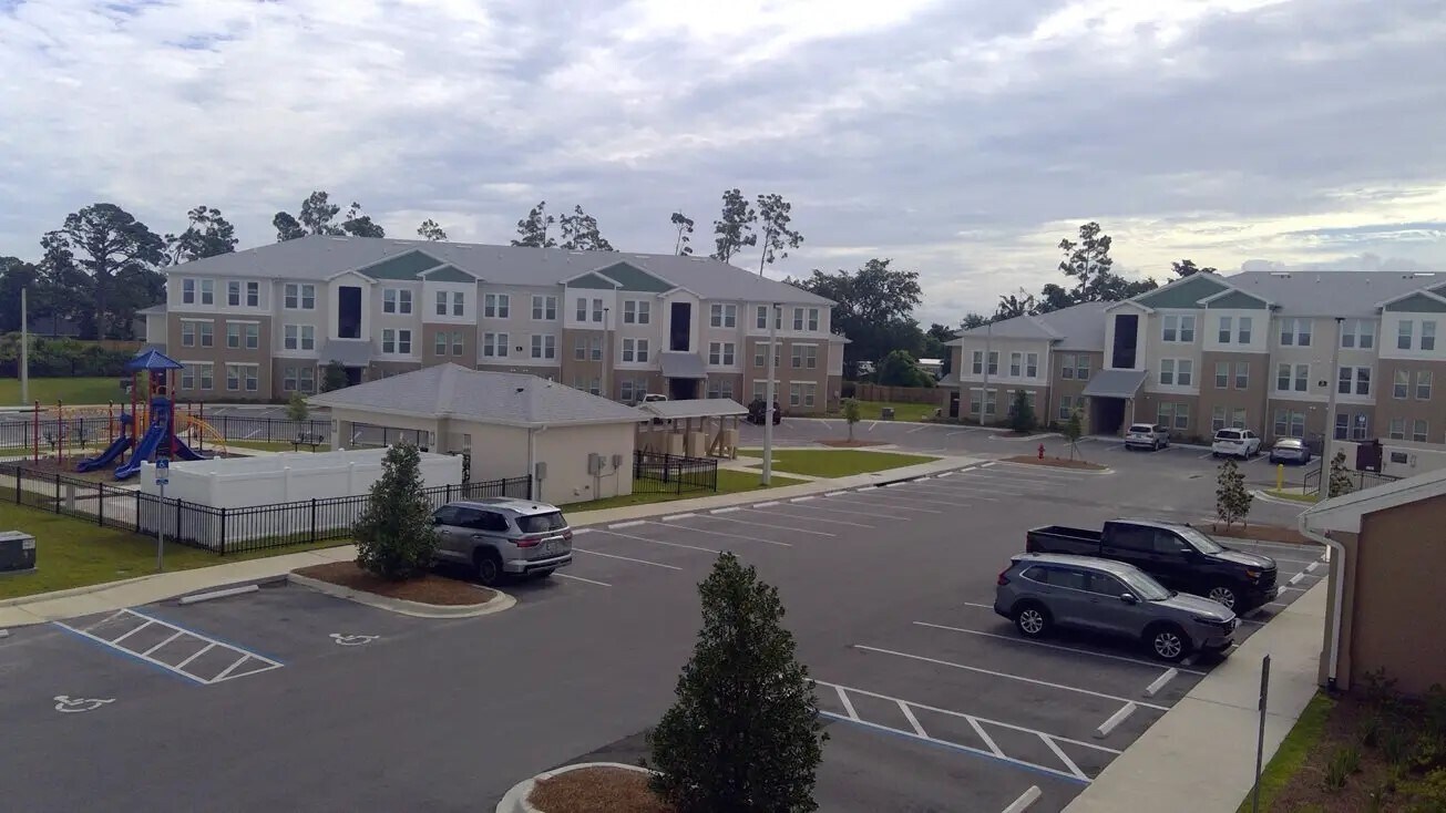 Photo - 6950 US-98