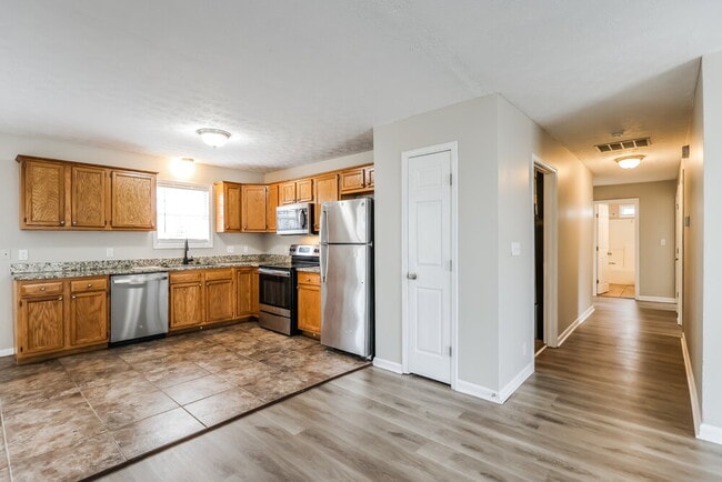 Photo - 90 Hillwood Dr