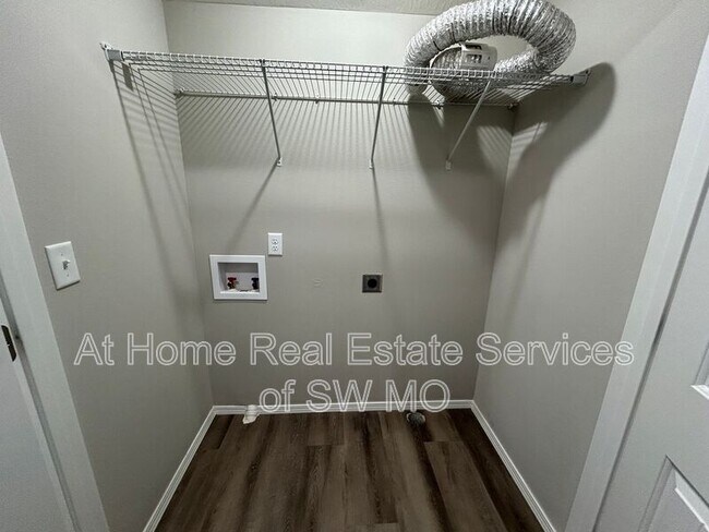 Photo - 707 E Daniels St