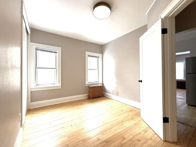 Photo - 1532 S 64th St