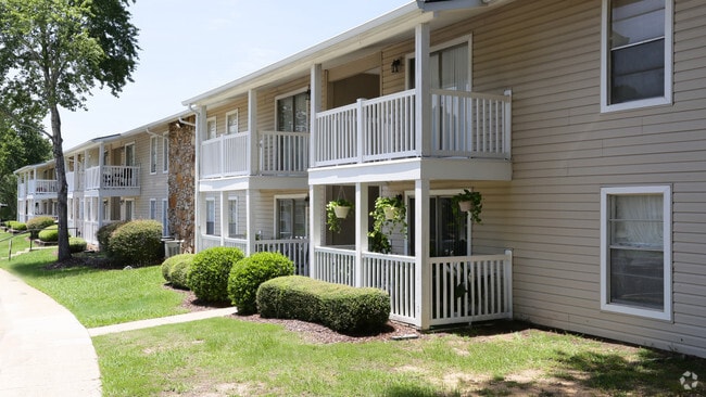 Building Photo - Skyland Pointe Rental