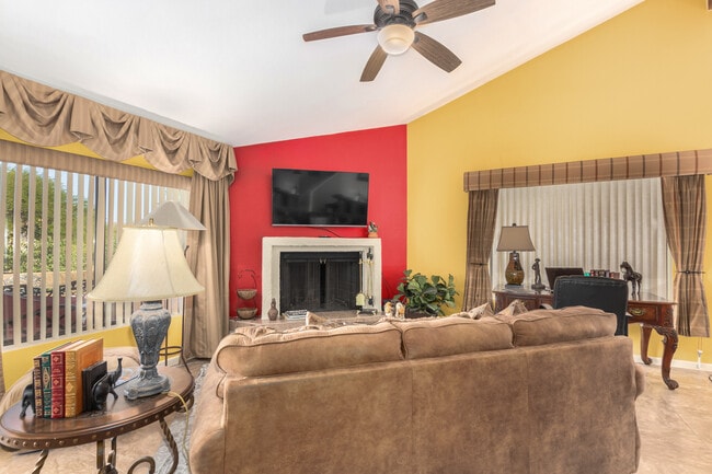 Photo - 25609 N Forest Rd Unit 1