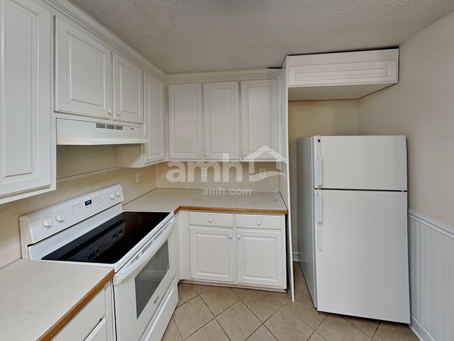 Photo - 1365 Morrow Dr