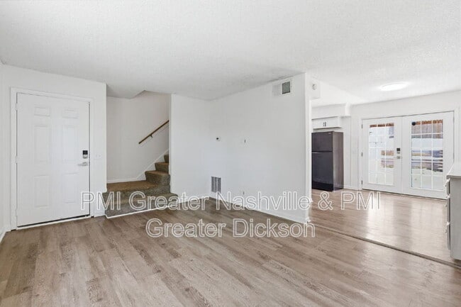 Photo - 704 McPherson Dr