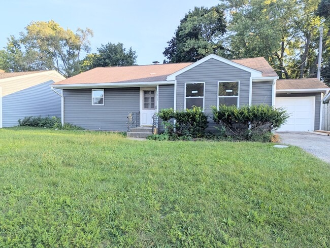 Building Photo - 2809 Wesleyan Ave Rental