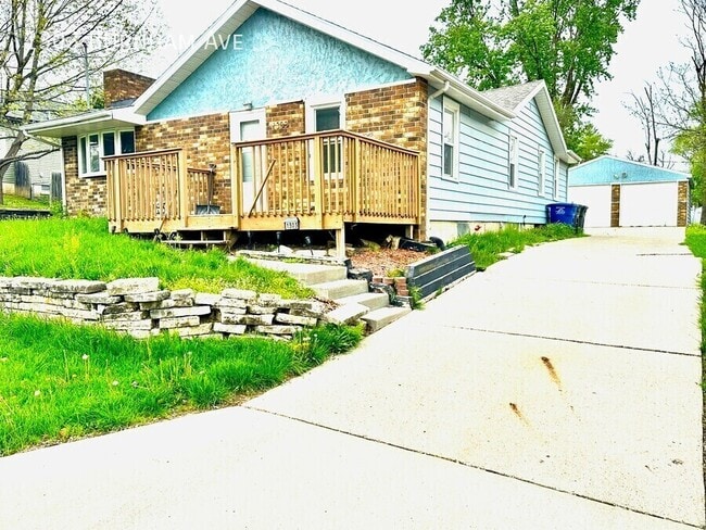 Building Photo - 1303 Burnham Ave