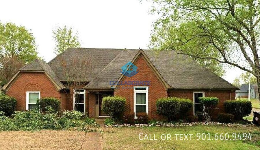 Photo - 8711 Oak Trail Ln House