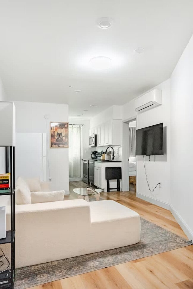 Photo - 1384 Ridge Ave Unit ID1314961P