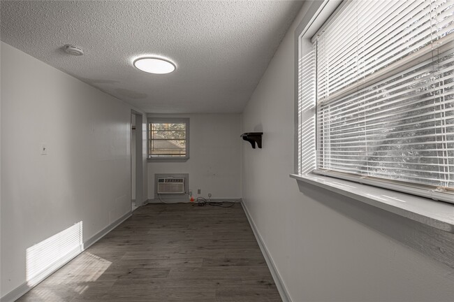 Photo - 3300 Elks Dr