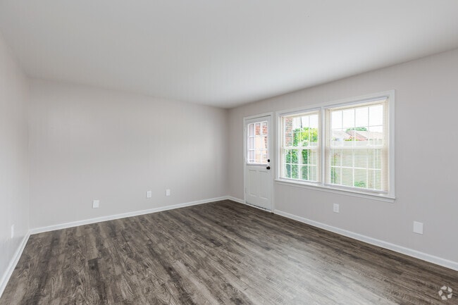 2BR, 1.5BA - 1,306SF - Living Room