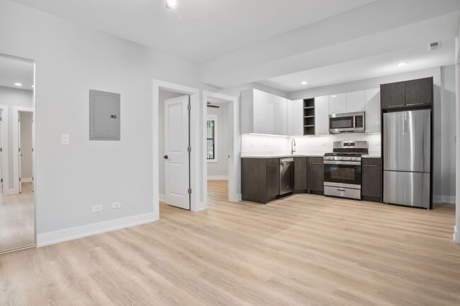 Photo - 1558 W Juneway Ter