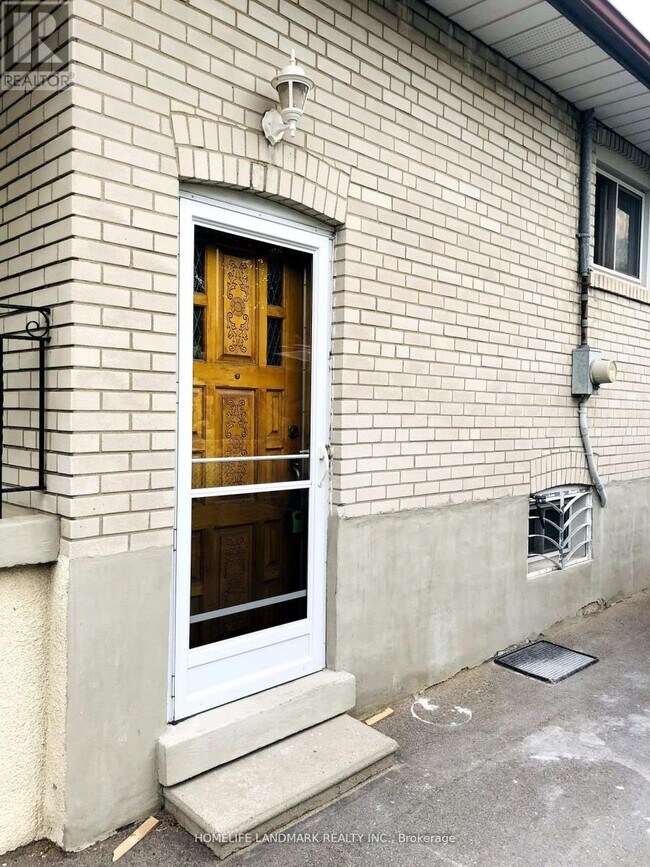 Photo - 8 Plainfield Rd