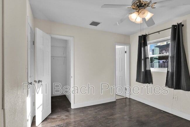 Building Photo - 1821 Montague St Rental