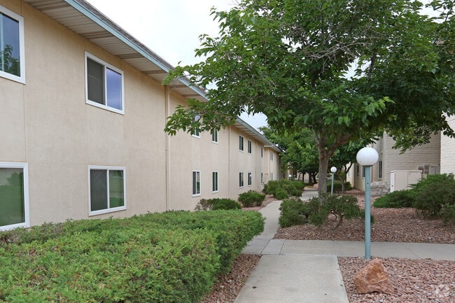 Timberwolf Apartments