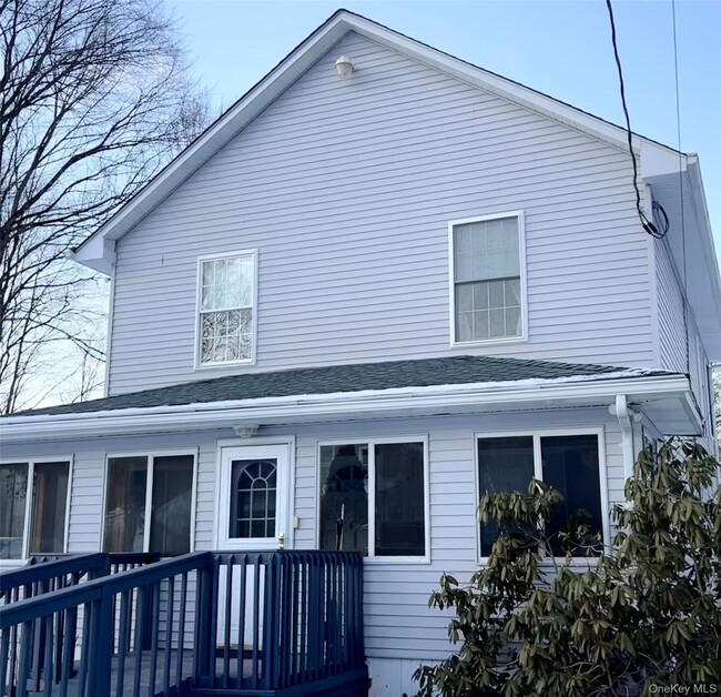 Building Photo - 13 Herlings Rd