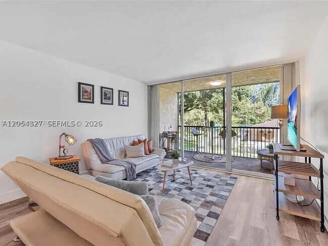 5090 SW 64th Ave Unit 205