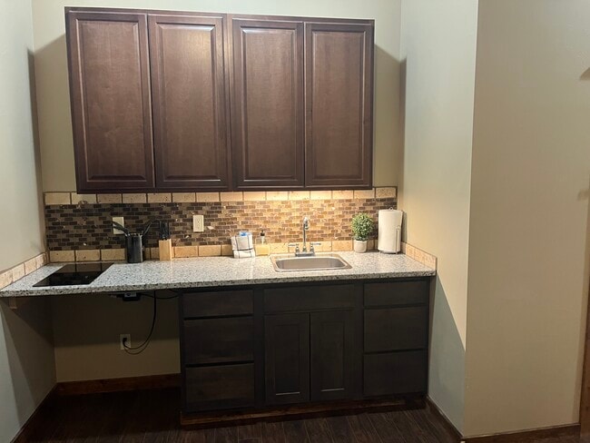 Photo - 2946 N 27th Ave