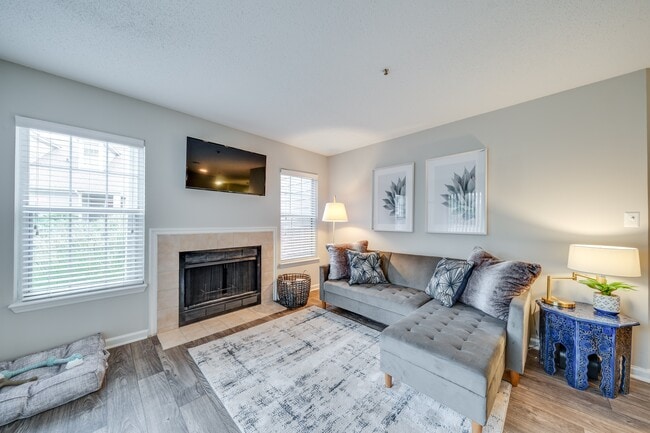 Photo - Windsor Falls