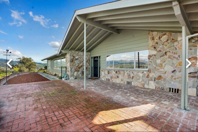 Photo - 627 Casswall St