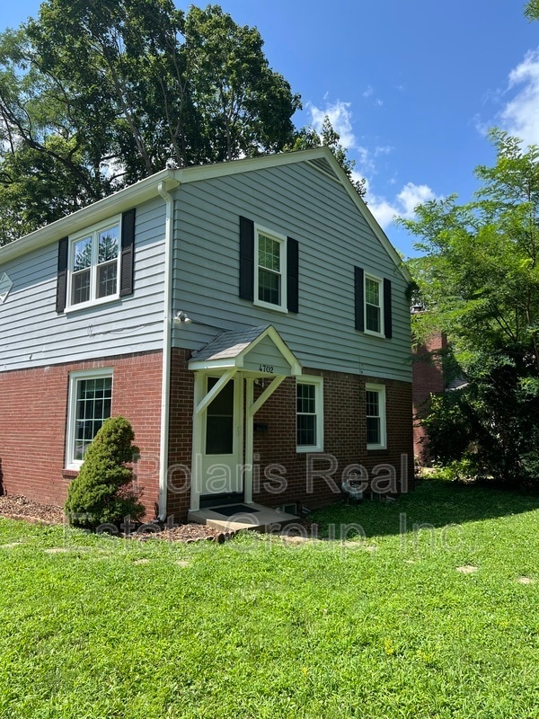 Photo - 4702 Rookwood Ave