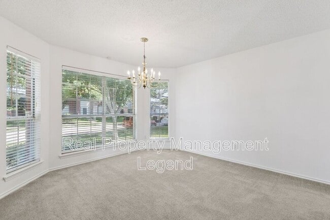 Photo - 10971 Castle Dr