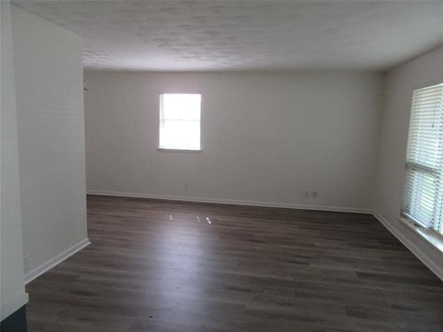 Photo - 705 Scottsdale Dr