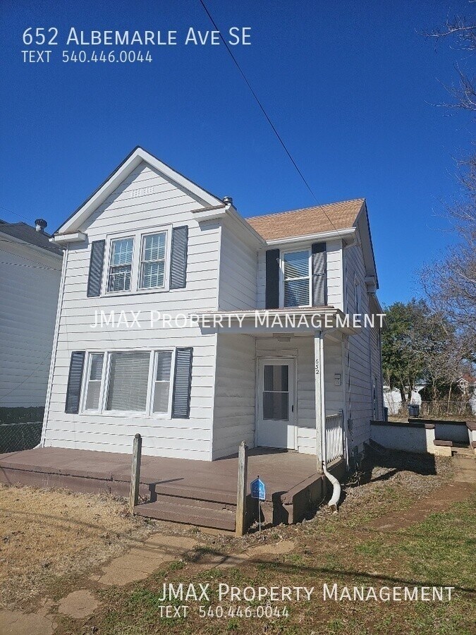 Photo - 652 Albemarle Ave SE House