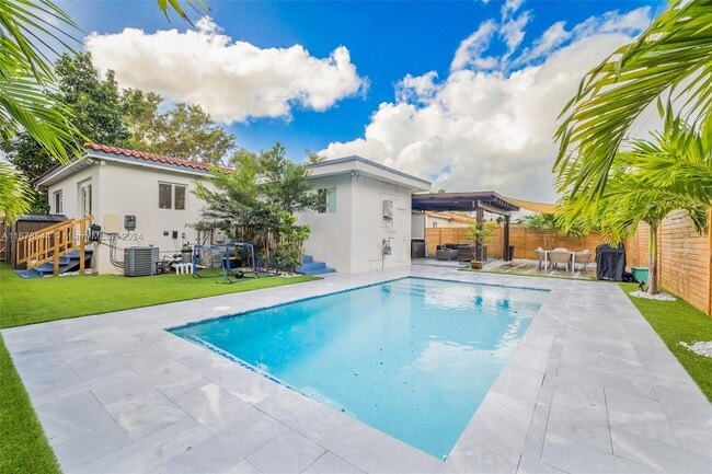 Photo - 6017 SW 14th St