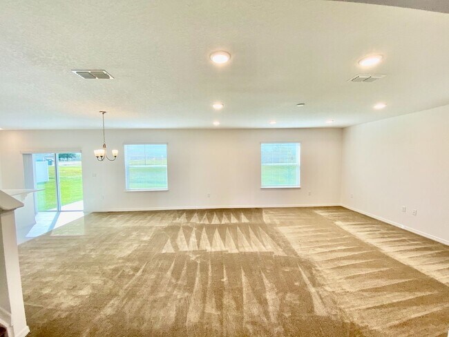 Photo - Beautiful Home for rent in Poinciana - 4 bed 2.5 bath plus large bonus room